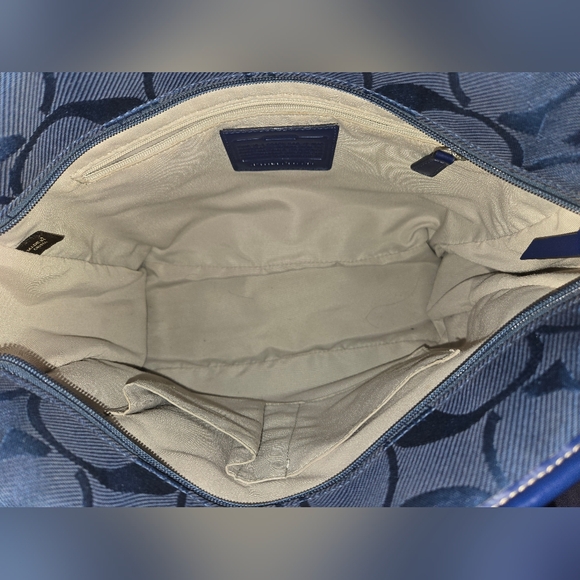 Coach Kyra Daisy Navy Blue Signature Tote - Picture 10 of 15